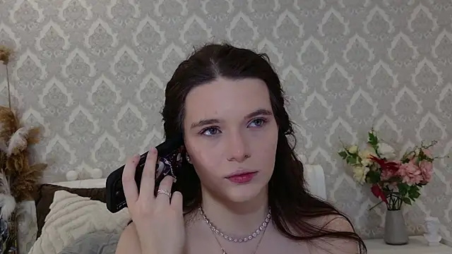 Nellie Medina online show from 03-03-25, 07:49