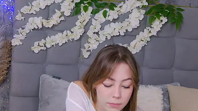 TheEmma online show from 11-06-25, 07:23