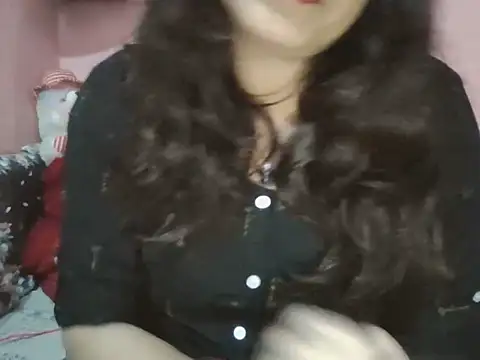 Hot-shanvi online show from 12-17-25, 03:50