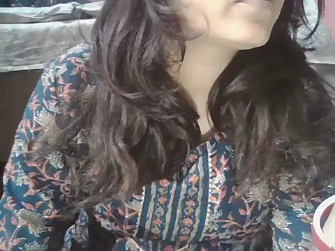 Hot-shanvi online show from 11-01-25, 07:57