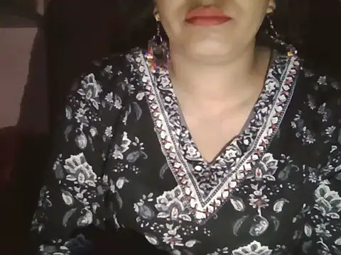 Hot-shanvi online show from 03-13-26, 06:24