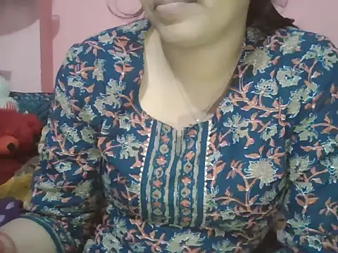 Hot-shanvi online show from 12-01-25, 11:44