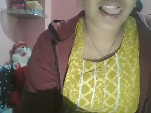 Hot-shanvi online show from 12-19-25, 01:24