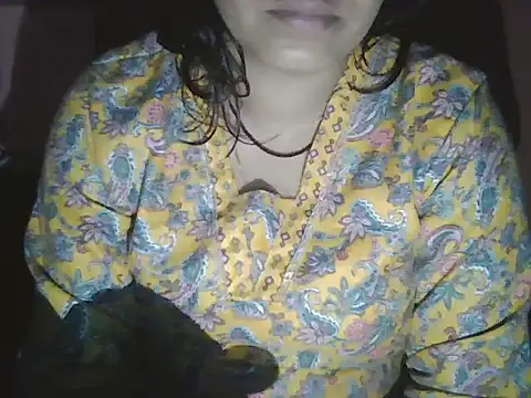 Hot-shanvi online show from 02-17-26, 11:13