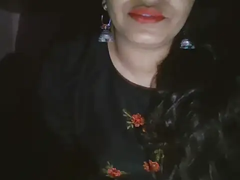 Snapshot of Hot-shanvi chatting on 04-22-26, 09:10 Hot-shanvi online show from 04-22-26, 09:10