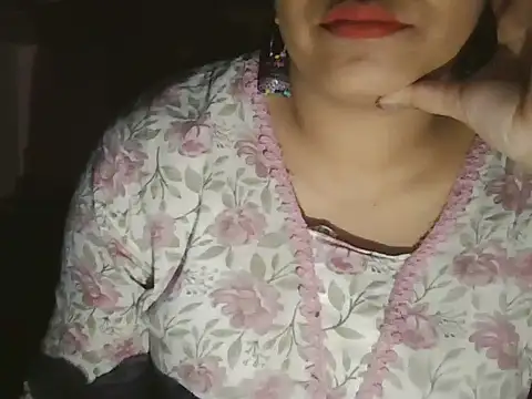Snapshot of Hot-shanvi chatting on 04-19-26, 05:36 Hot-shanvi online show from 04-19-26, 05:36