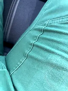 atoy3333 online show from 09-17-25, 03:47