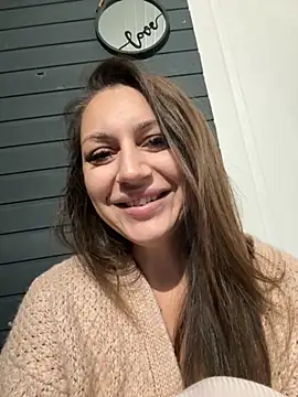 claraxjoyy online show from 10-01-25, 04:06