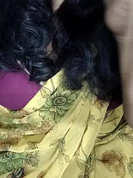 Snapshot of Rathi22 chatting on 05-05-26, 01:41 Rathi22 online show from 05-05-26, 01:41