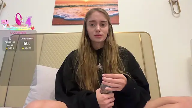 BabyMelie online show from 02-05-26, 04:03