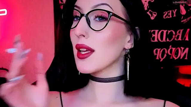 Miss Alice   online show from 05-03-26, 11:52