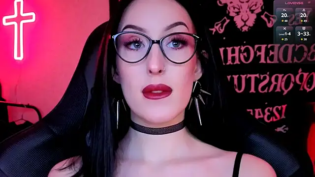 Miss Alice   online show from 04-07-26, 11:39