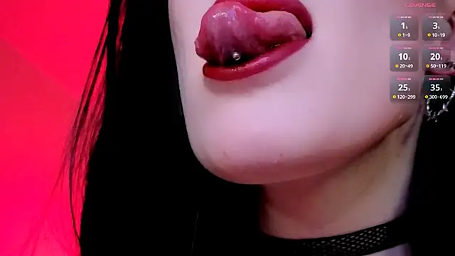 Miss Alice   online show from 05-08-26, 01:20