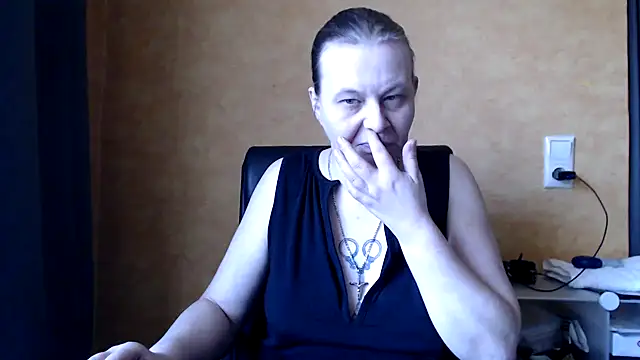 Sweet Phoenix online show from 01-22-25, 12:27