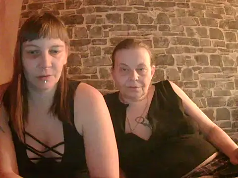 Sweet Phoenix online show from 01-22-25, 07:56