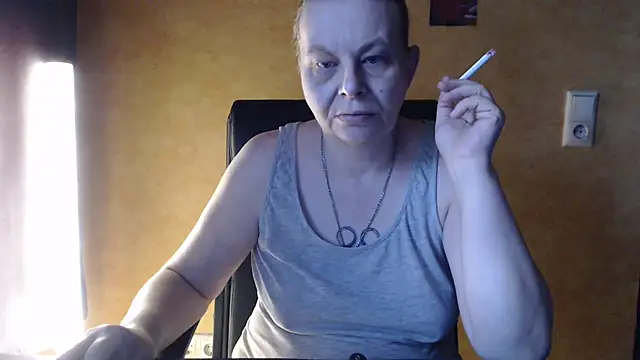 Sweet Phoenix online show from 09-24-25, 04:52