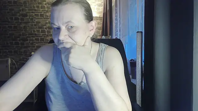 Sweet Phoenix online show from 10-17-25, 05:33