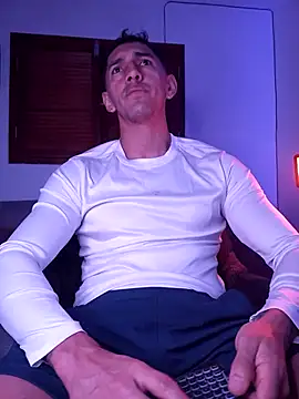 Joylopez fit online show from 11-16-25, 02:22