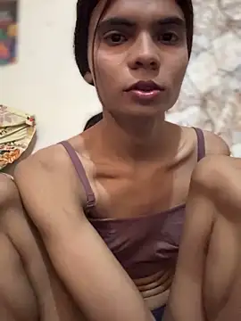 Enna Zarza  online show from 06-12-26, 07:17