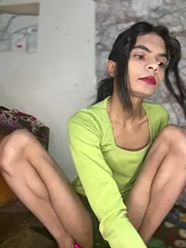 Enna Zarza  online show from 01-06-26, 06:06