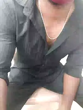 hot boy dic online show from 12-30-24, 03:56