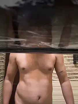 skyisthelimit12 online show from 03-04-25, 02:49