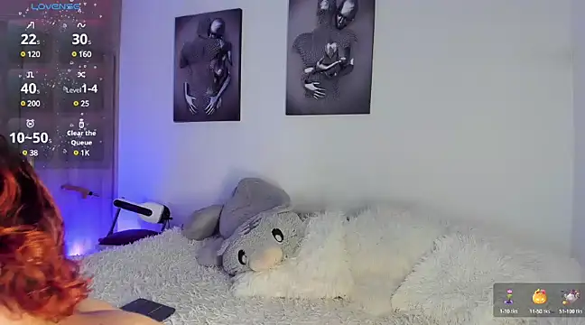 Snapshot of Henophiid chatting on 12-30-24, 12:54 Henophiid online show from 12-30-24, 12:54