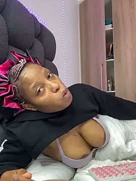 Thando04 online show from 11-16-25, 01:05