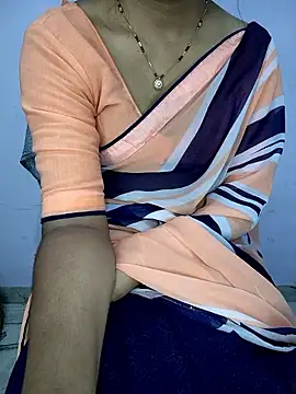 lovelygirl4567 online show from 06-12-26, 05:54