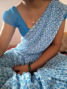 lovelygirl4567 online show from 05-18-26, 05:34