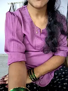 lovelygirl4567 online show from 12-15-25, 05:46