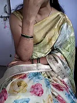 Snapshot of lovelygirl4567 chatting on 02-03-26, 06:33 lovelygirl4567 online show from 02-03-26, 06:33