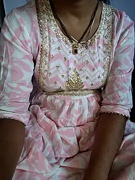 lovelygirl4567 online show from 01-09-26, 05:47