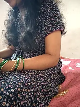 lovelygirl4567 online show from 04-03-26, 07:26