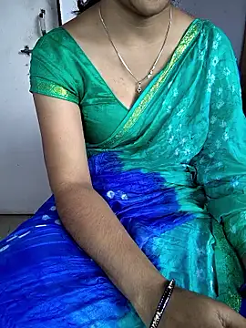 Snapshot of lovelygirl4567 chatting on 02-19-26, 05:37 lovelygirl4567 online show from 02-19-26, 05:37