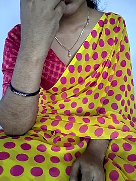 Snapshot of lovelygirl4567 chatting on 02-28-26, 04:34 lovelygirl4567 online show from 02-28-26, 04:34