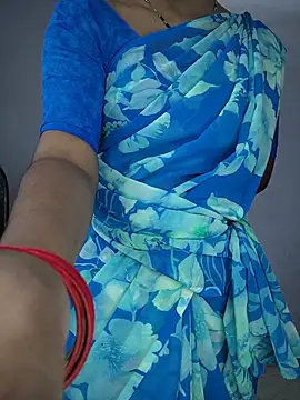 lovelygirl4567 online show from 07-06-26, 03:35