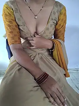 lovelygirl4567 online show from 07-11-26, 03:29