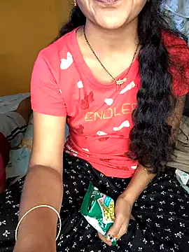 lovelygirl4567 online show from 10-11-25, 08:37