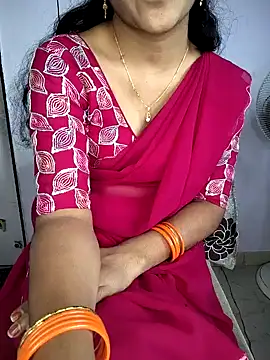 lovelygirl4567 online show from 11-06-25, 07:34