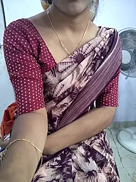 lovelygirl4567 online show from 10-30-25, 06:55