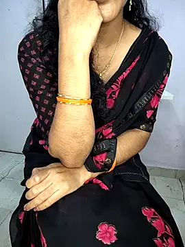 lovelygirl4567 online show from 11-04-25, 05:06