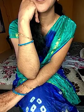 lovelygirl4567 online show from 10-21-25, 06:13