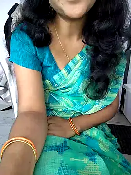 lovelygirl4567 online show from 12-03-25, 06:25