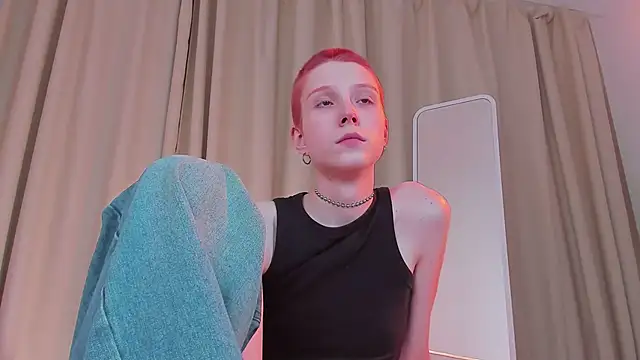 Snapshot of Iris_Pastels chatting on 02-24-25, 04:47 Iris Pastels online show from 02-24-25, 04:47