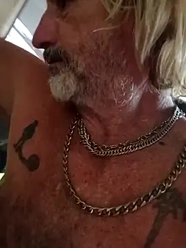 Cloudin around online show from 04-11-26, 06:00