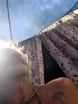 Cloudin around online show from 04-01-26, 03:42