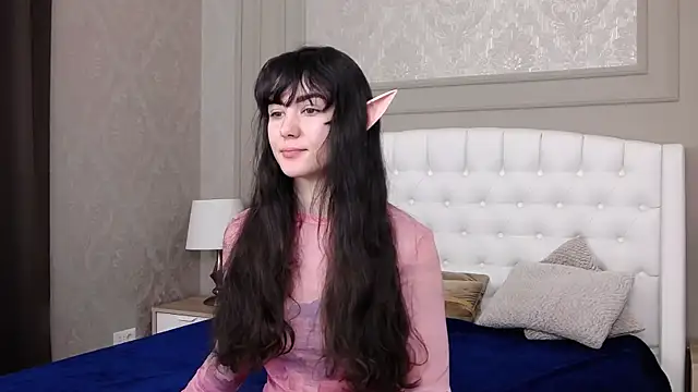 Little  Iris online show from 03-09-25, 04:27