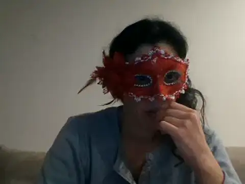 Snapshot of couple-tuga chatting on 02-13-25, 09:38 couple-tuga online show from 02-13-25, 09:38