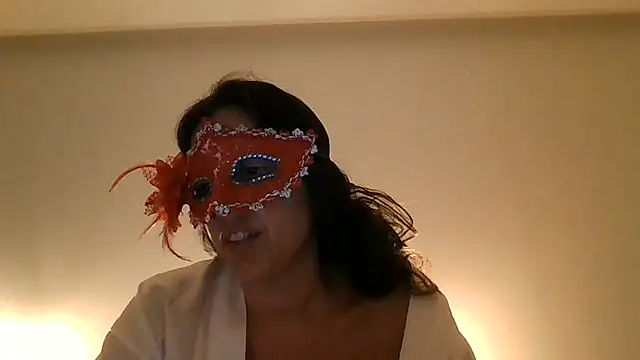 Snapshot of couple-tuga chatting on 07-06-26, 10:01 couple-tuga online show from 07-06-26, 10:01